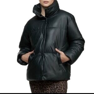 NVLT Women's Black Vegan Leather Puffer Collared Coat - Size‎ Medium
